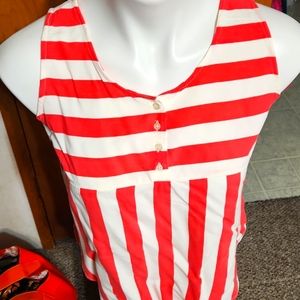 woman's top